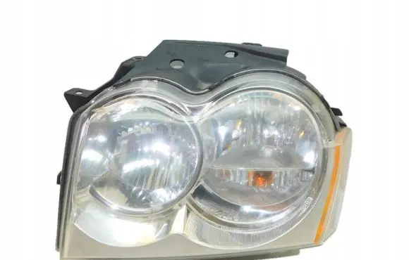 Jeep Grand Cherokee (WK) Headlight/headlamp