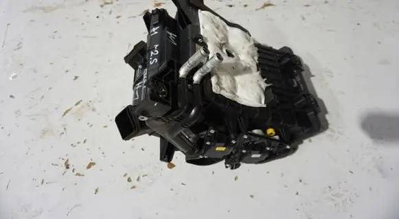 Interior heater climate box assembly