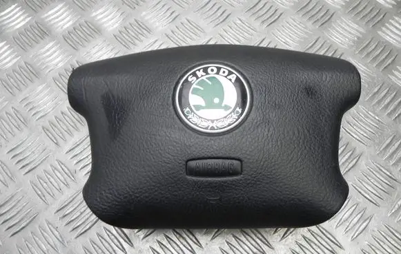 Toyota Yaris Steering wheel airbag 1U0880201A M4476
