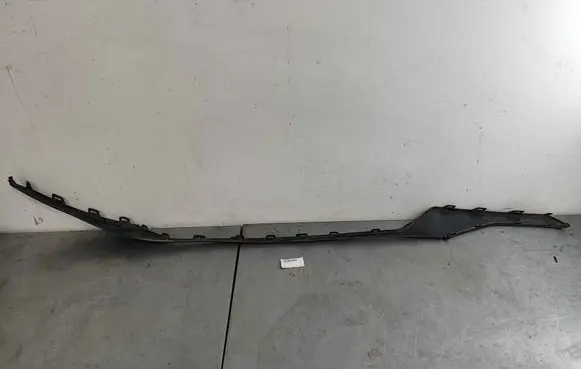 Audi Q2 - Front bumper splitter molding 81a853643d