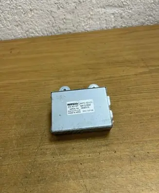 Nissan Qashqai Other devices 276113708 F3255