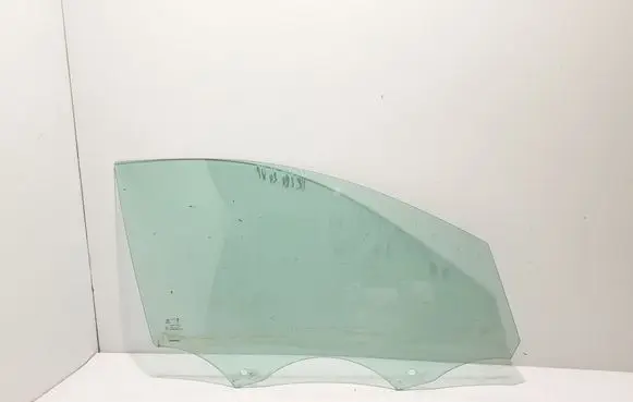 Peugeot 208 II Front door window glass four-door 9837167180