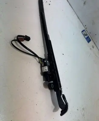 BMW 3 E92 E93 Seat belt adjustment rail 9165377 913503100 10237710