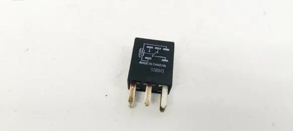 Chrysler 300 - 300C Other relay 05269988AA 21911C