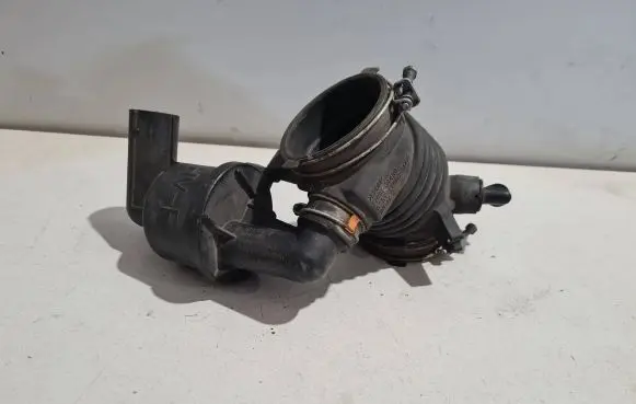 Lexus RX 450H Intake resonator 1789831030 1788131430