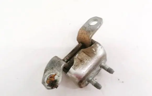 Toyota Avensis Verso Tailgate/trunk/boot hinge