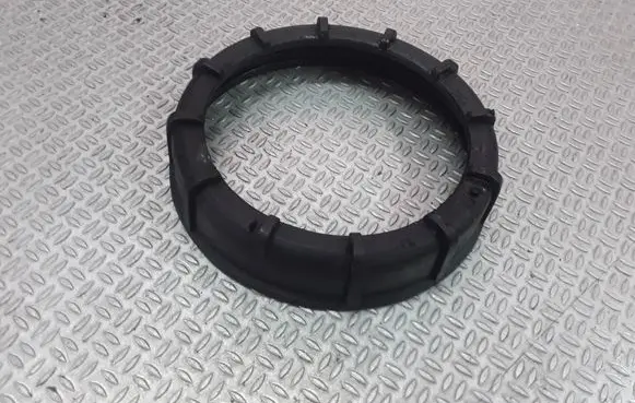 Mercedes-Benz C W203 In tank fuel pump screw locking ring/nut 