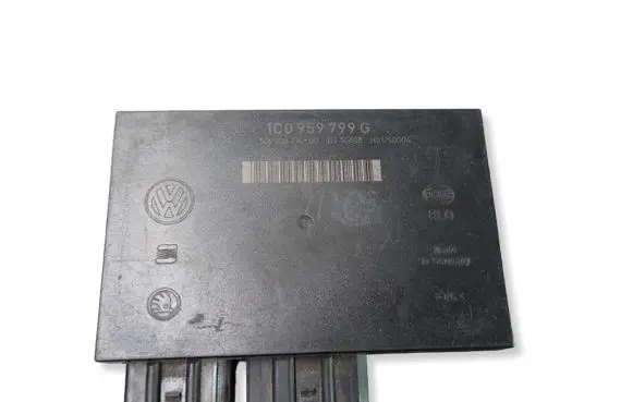 Volkswagen New Beetle Comfort/convenience module 1C0959799