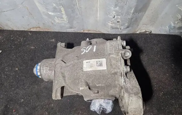 BMW X3 G01 Rear differential 7618727 2010192346