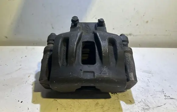 Dodge Challenger Front brake caliper P68243628 6142060620 F6824362