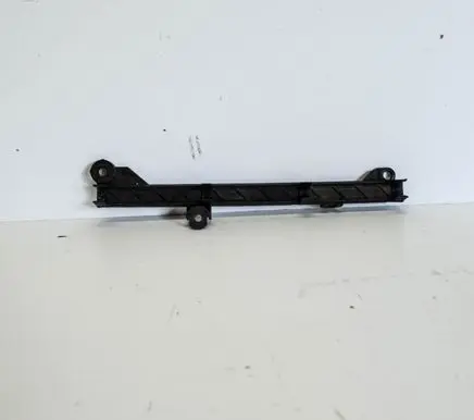 Volkswagen Jetta V Other engine bay part 06J133519A