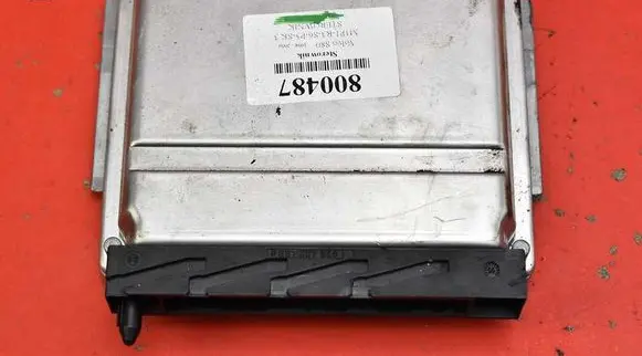 Volvo S80 Engine control unit/module ECU 09470738B