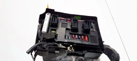 Peugeot 206 Fuse box set 9645040980A01
