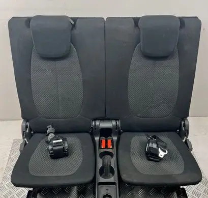BMW 2 F46 Third row seats 4733235 994733235