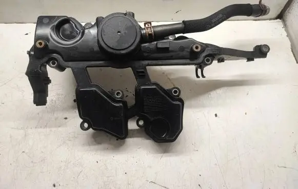 Intake resonator