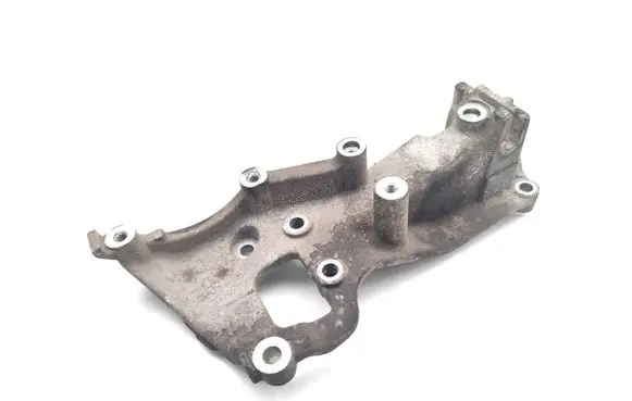 Mitsubishi ASX Engine mounting bracket