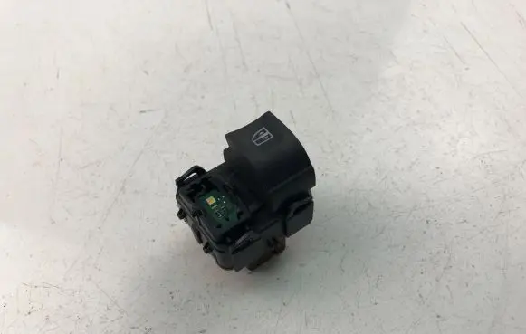 Renault Captur Electric window control switch 254113300R