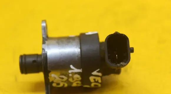Opel Vectra C Fuel pressure sensor 0928400680 21077