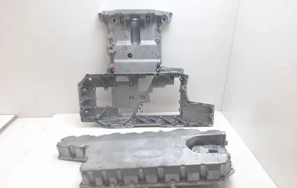 Bentley Continental Oil sump 07C103805A 07C103804A