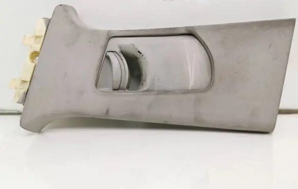 (B) pillar trim (top)