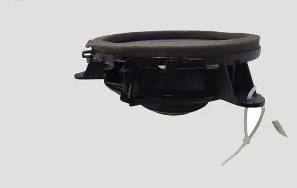 Volvo V40 Front door speaker 30657445