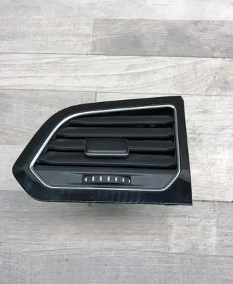 Volkswagen Golf Sportsvan Dashboard side air vent grill/cover trim 517819703A