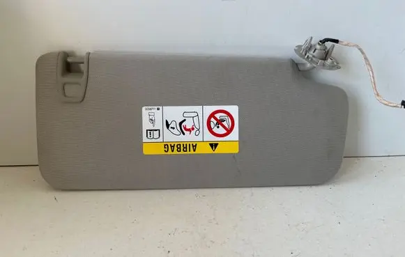 Opel Mokka X Sun visor