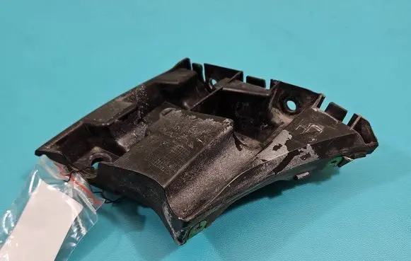 Volvo V40 Front bumper mounting bracket 31425110 IMPRK1477398