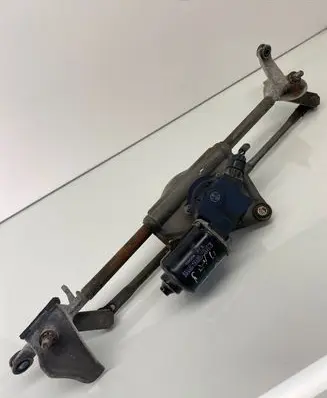 Toyota RAV 4 (XA20) Front wiper linkage and motor 8511042130 1592004842