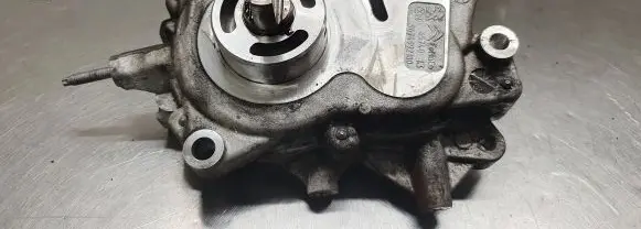 Peugeot Expert Vacuum pump 9674992180