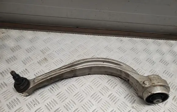 Audi Q8 Front control arm 4M0407696C