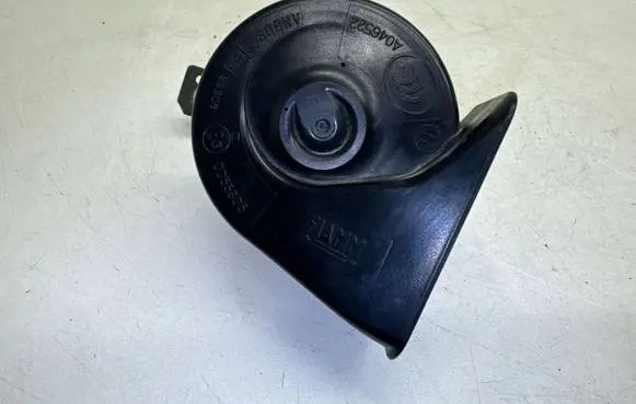 Volvo XC70 Horn signal 08635072