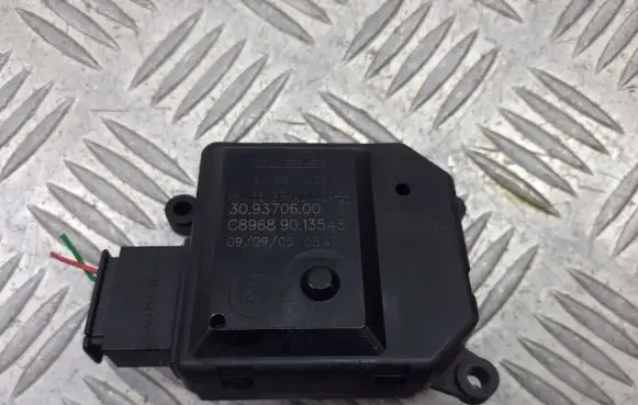 Opel Zafira B A/C air flow flap actuator/motor 30.9370600