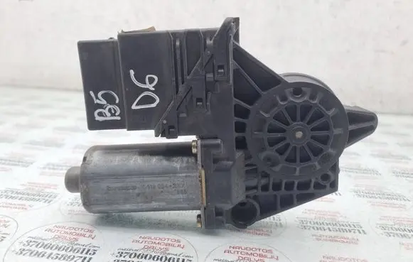 Volkswagen PASSAT B5 Rear door window regulator motor