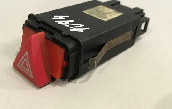 Audi A4 S4 B5 8D Hazard light switch 8D0941509H