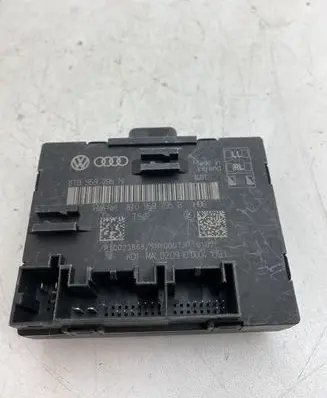 Audi A4 S4 B8 8K Door control unit/module 8T0959795B