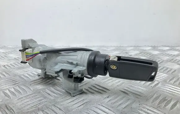 Volkswagen Golf Sportsvan Ignition lock 5Q0905865 5G6959752Q 1K0905851