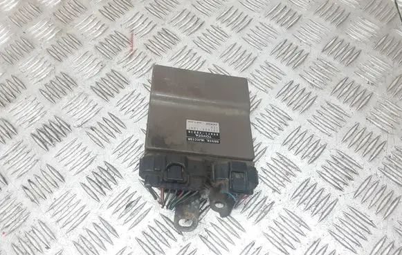 Toyota Corolla E120 E130 Fuel injection control unit/module 8987120030