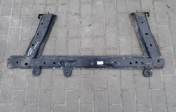 Renault Clio IV Bottom radiator support slam panel 