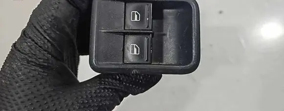 Skoda Fabia Mk2 (5J) Electric window control switch 5j0867171A 8103908