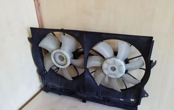 Toyota Avensis T250 Fan set MS1680009010 MS1680007091