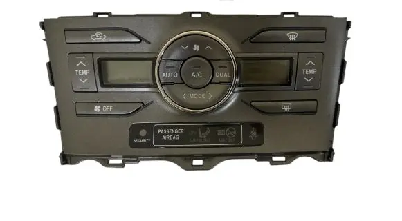 Toyota Auris 150 Climate control unit 5590002220B