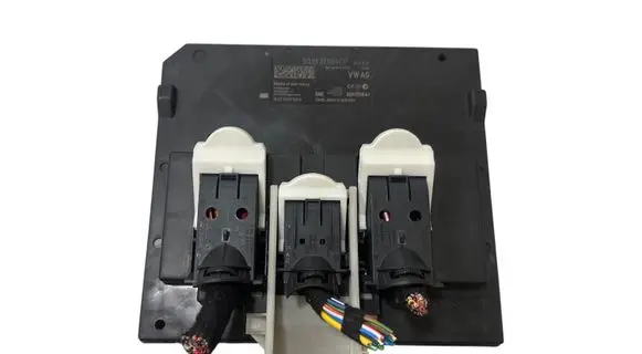 Volkswagen e-Golf Comfort/convenience module 5Q0937084CP BCMPQ37H A2C10391004