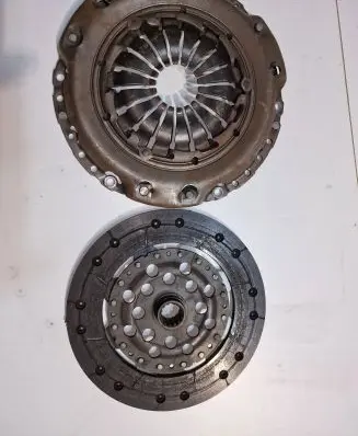 Opel Astra H Pressure plate 9223223