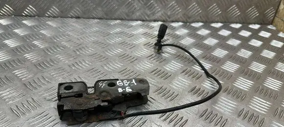Volkswagen PASSAT B6 Engine bonnet/hood lock/catch 