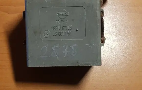 Nissan Primera Other control units/modules 2851087J05 05801050