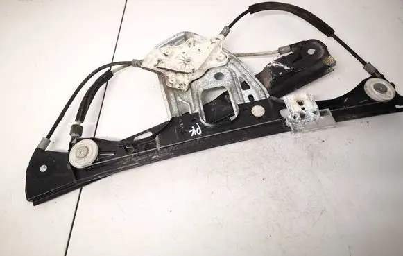 Mercedes-Benz C W203 Sliding door window regulator with motor A2037201746