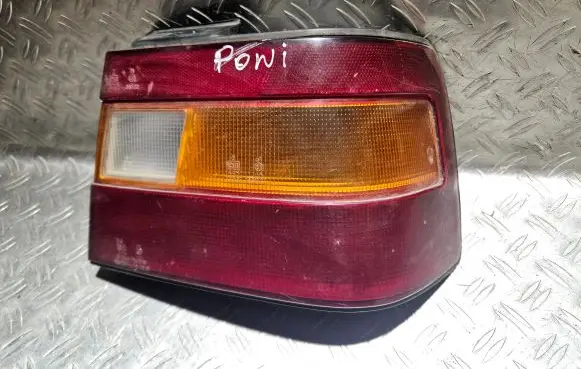 Hyundai Pony Rear/tail lights 011142 7R011142
