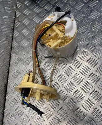 BMW 7 G11 G12 In-tank fuel pump 7467719