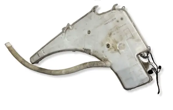BMW 1 E81 E87 Windshield washer fluid reservoir/tank 7068998